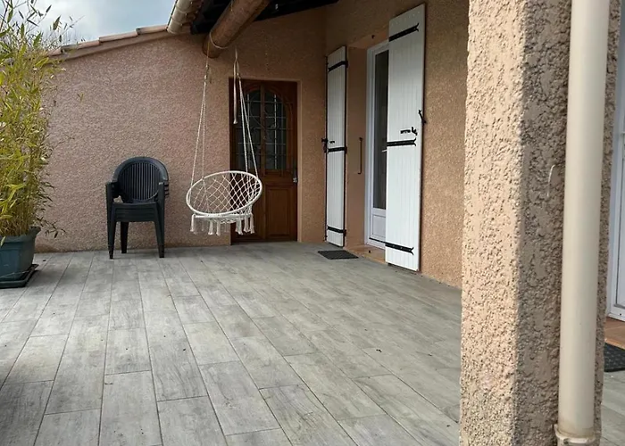 Maison Situee Dans Un Petit Village بيت للعطل *